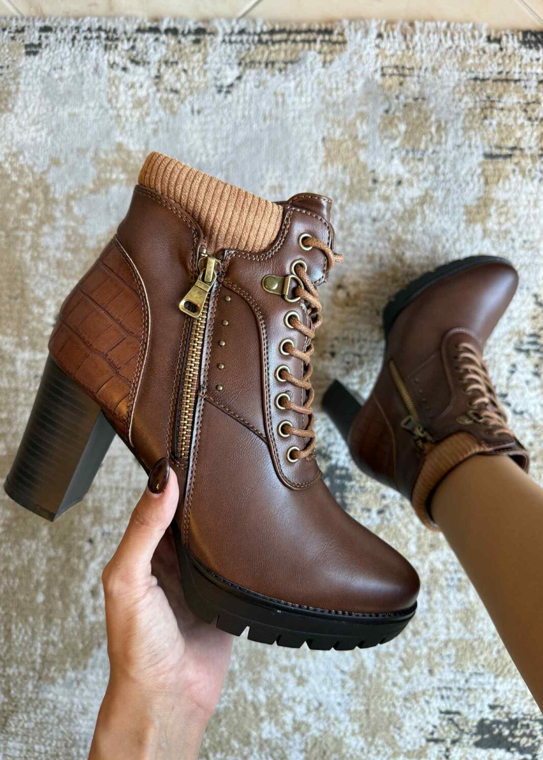 Botins Virucci 1 - Camel