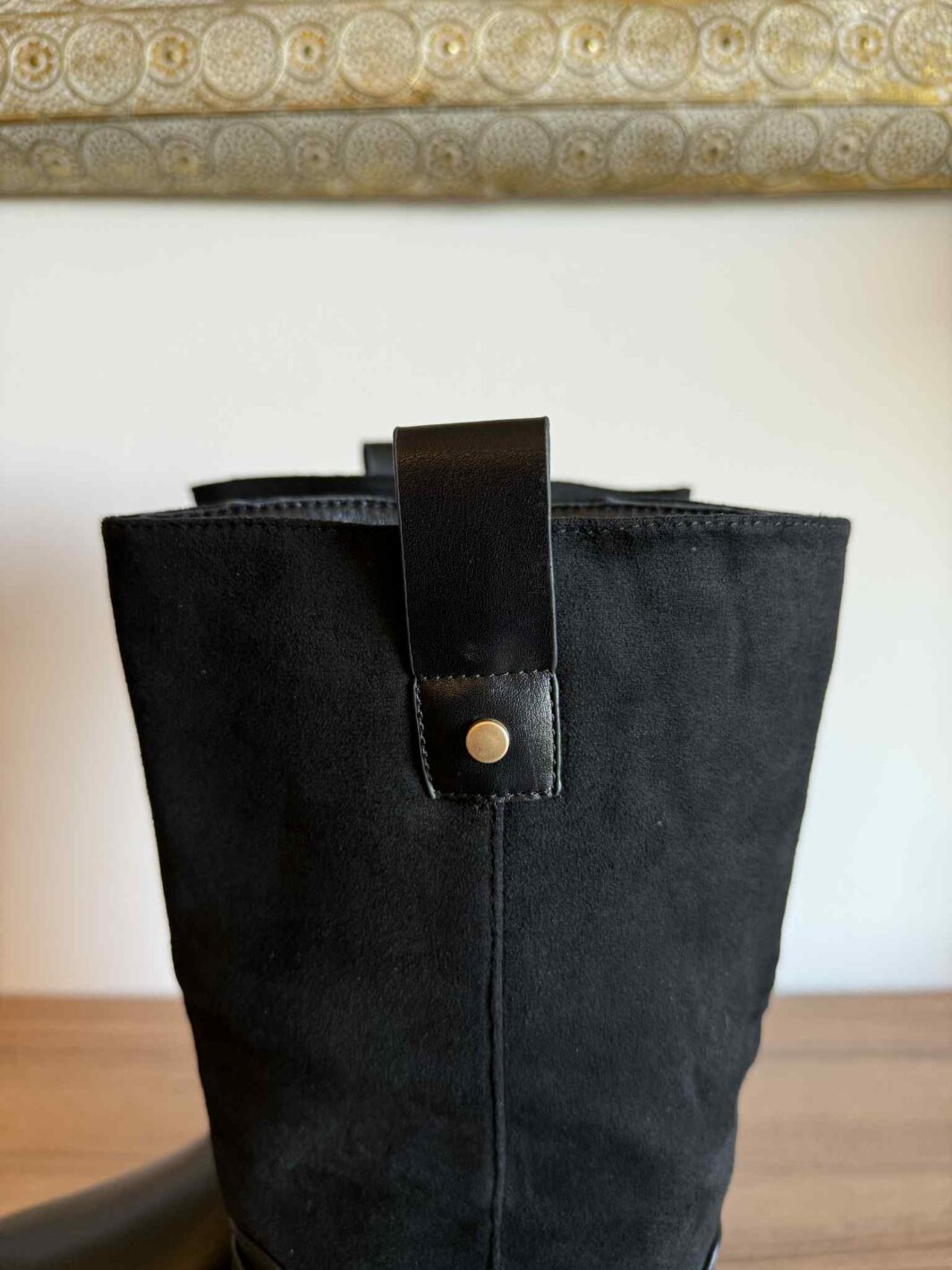 Bota à Cavaleiro Cano Médio - Preto