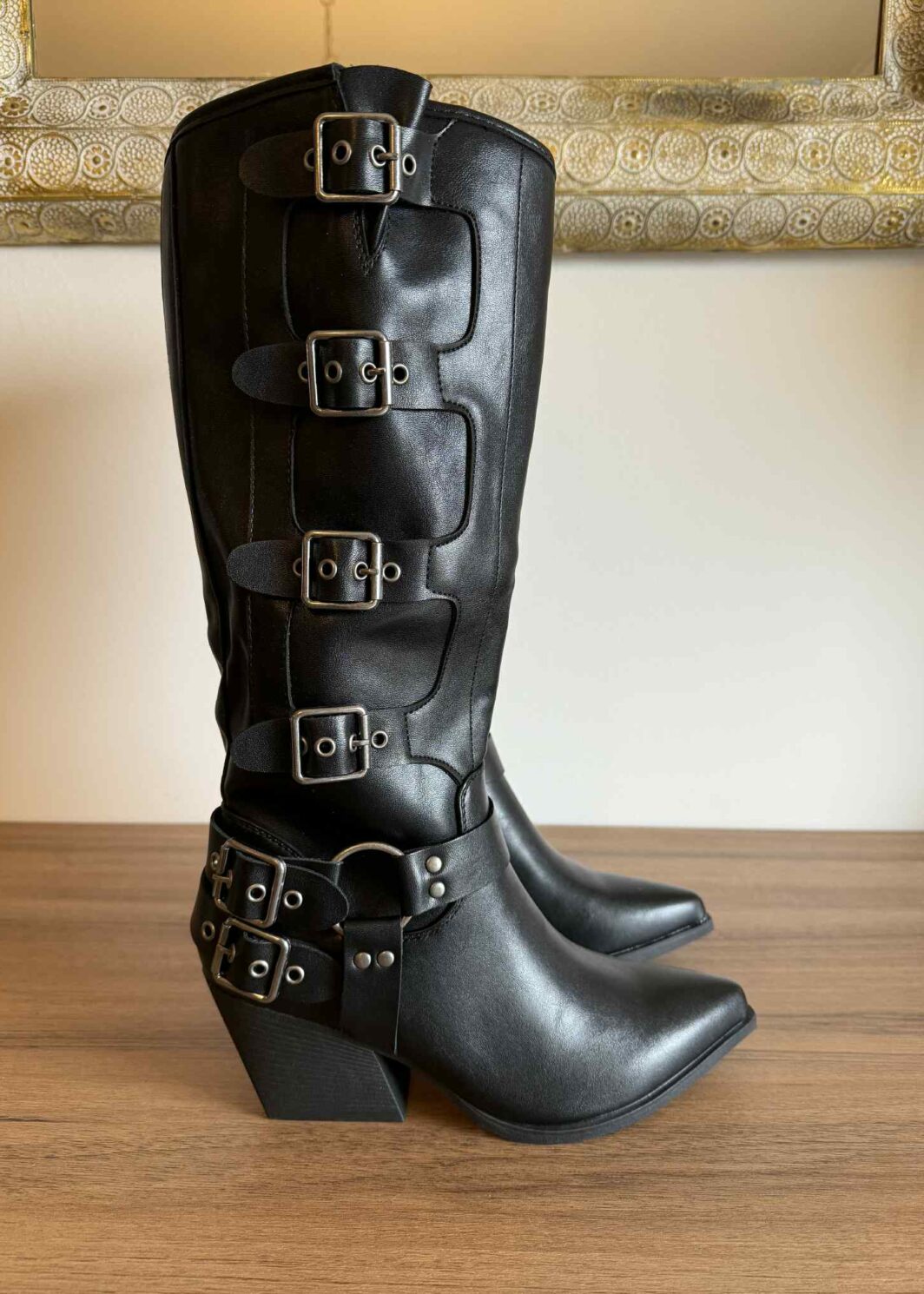 Bota Fivelas Cowboy 2 - Preto