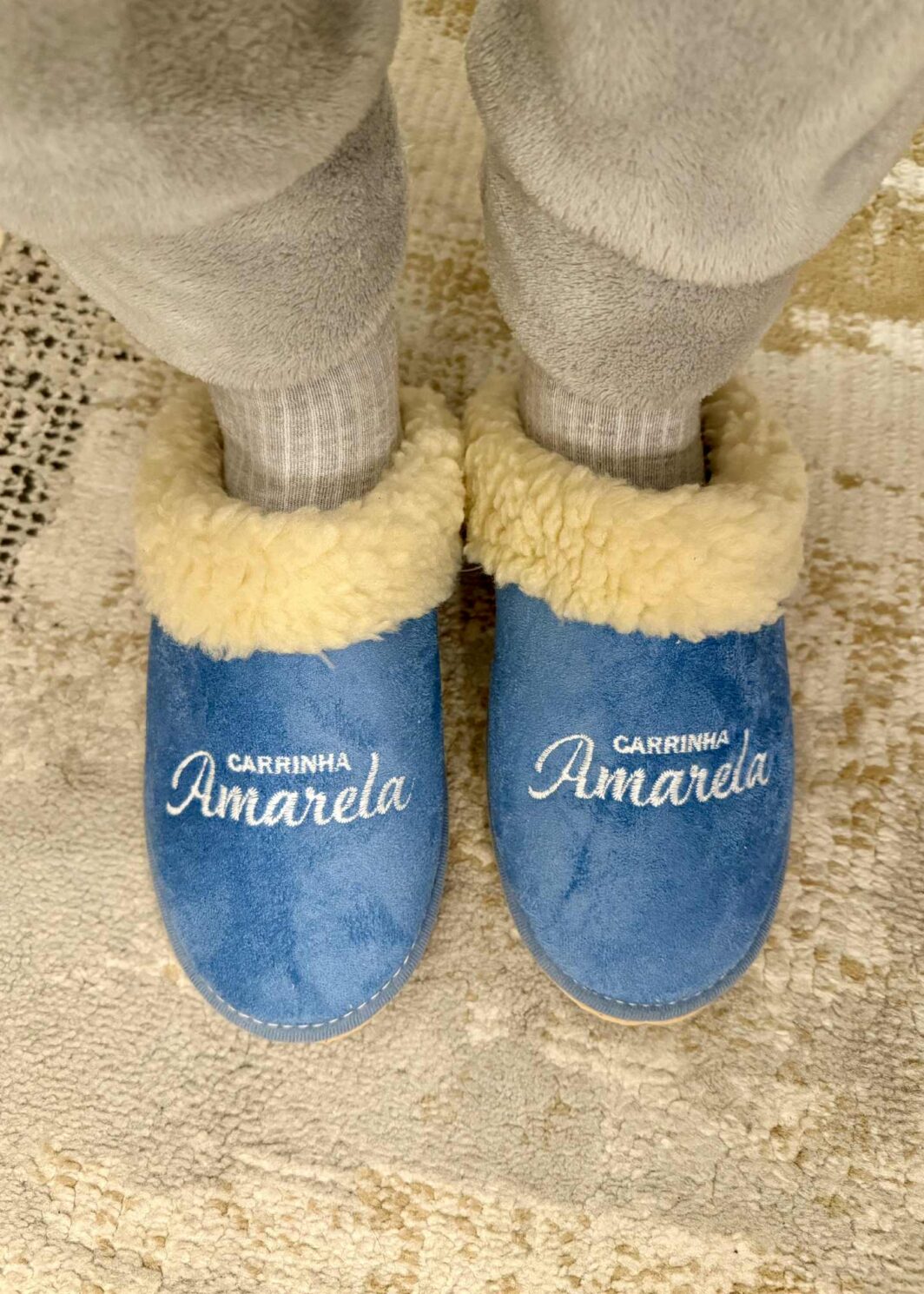 Chinelo de Quarto Carrinha Amarela - Azul