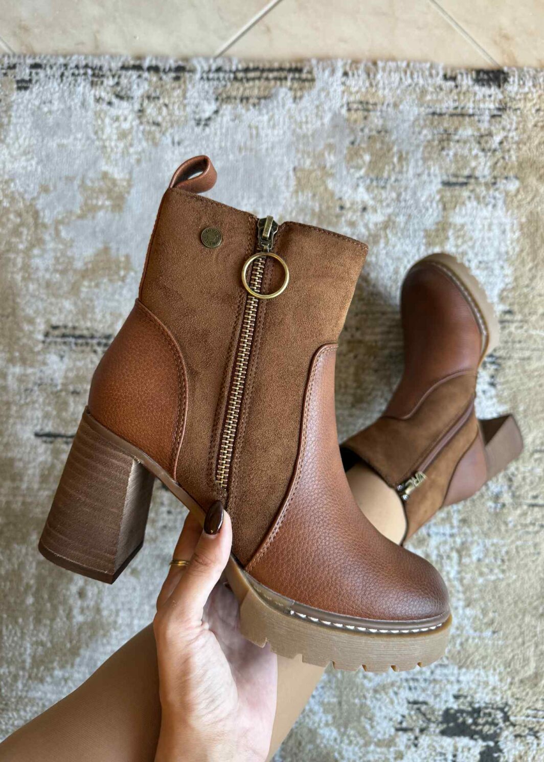 Botins Virucci 4 - Camel
