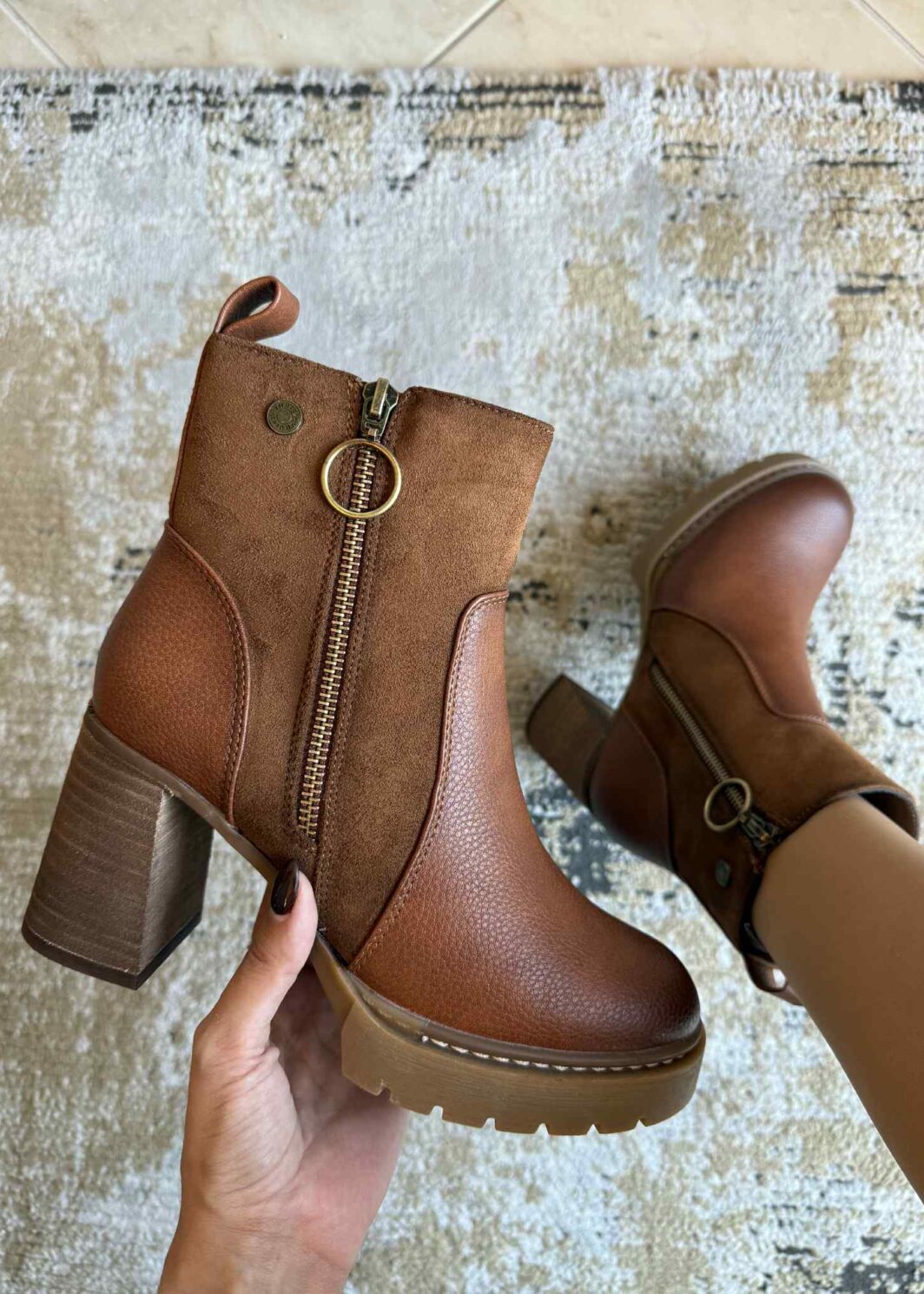 Botins Virucci 4 - Camel
