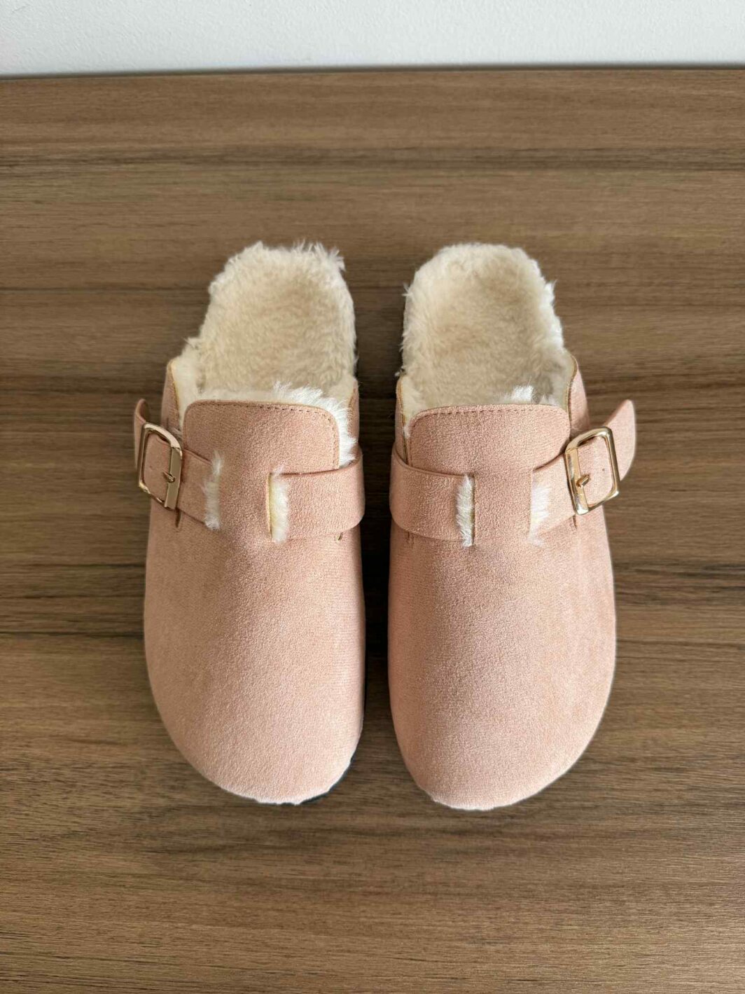 Clogs Com Pelinho Rosa