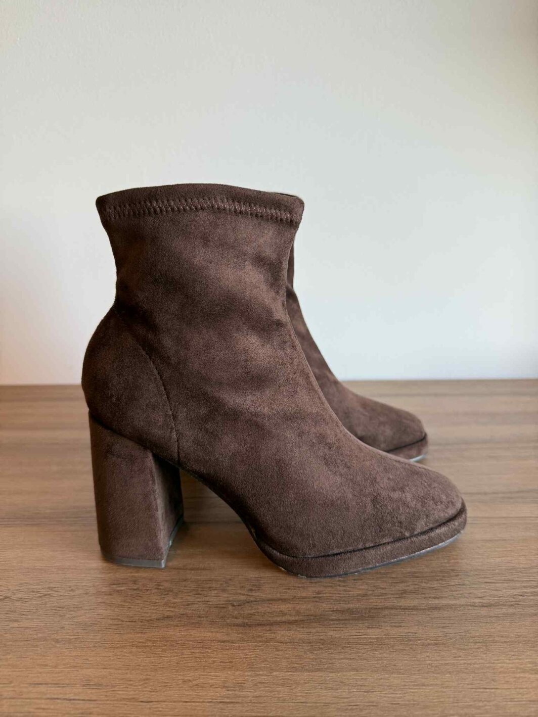 Botim Suede Castanho