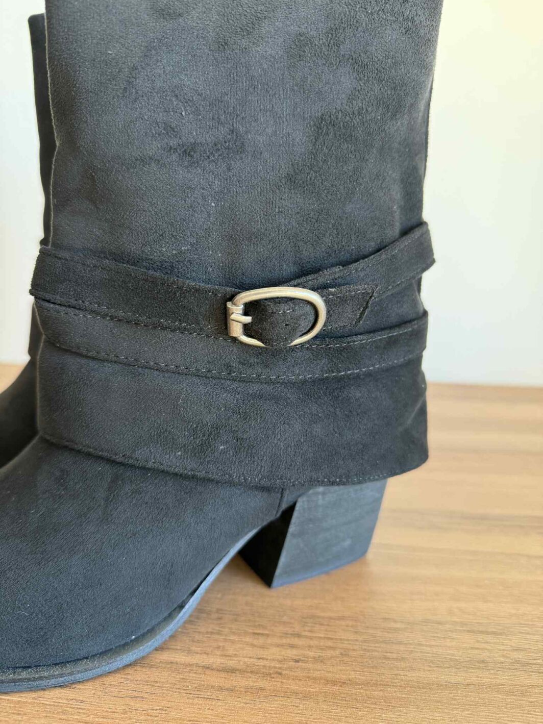 Botim Fold Preto