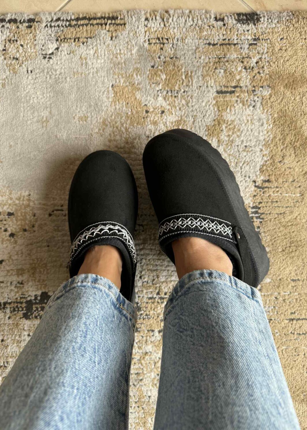 Chinelo Plataforma Com Pelinho - Preto