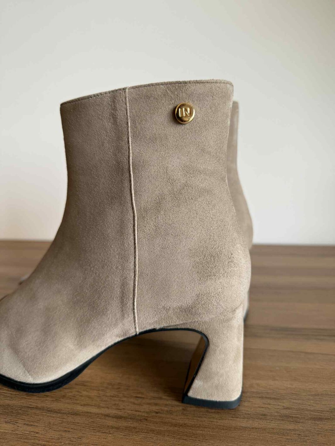 Botim Deluxe Innovation - Taupe