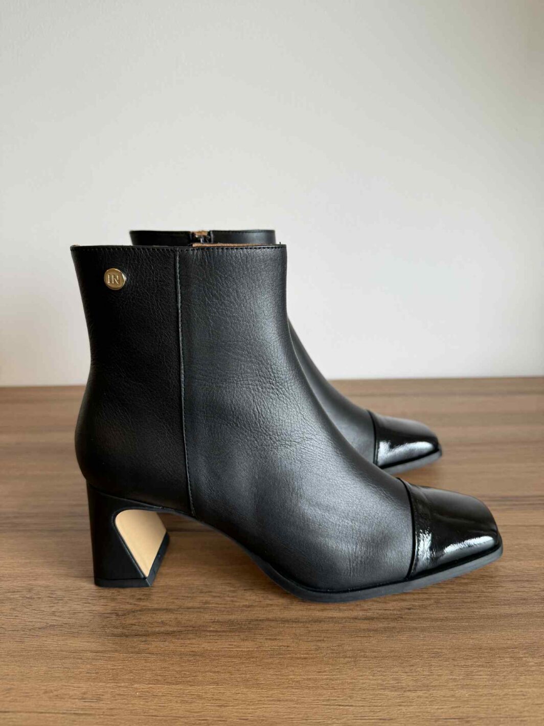 Botim Deluxe Innovation - Preto