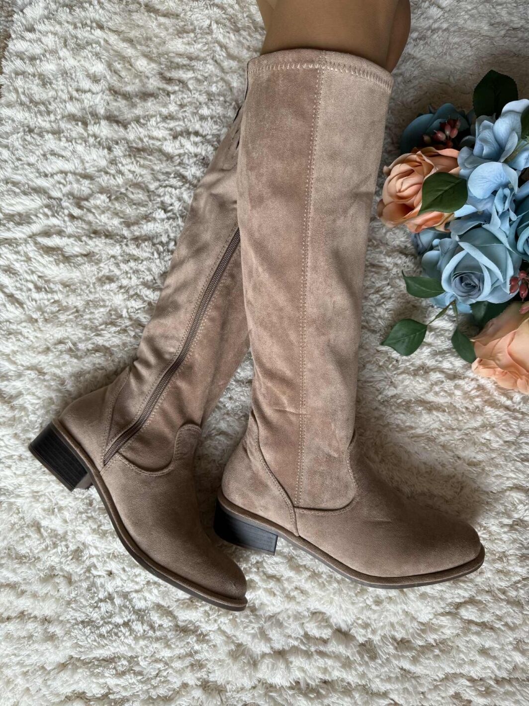 Bota Suede Cano Alto Bege