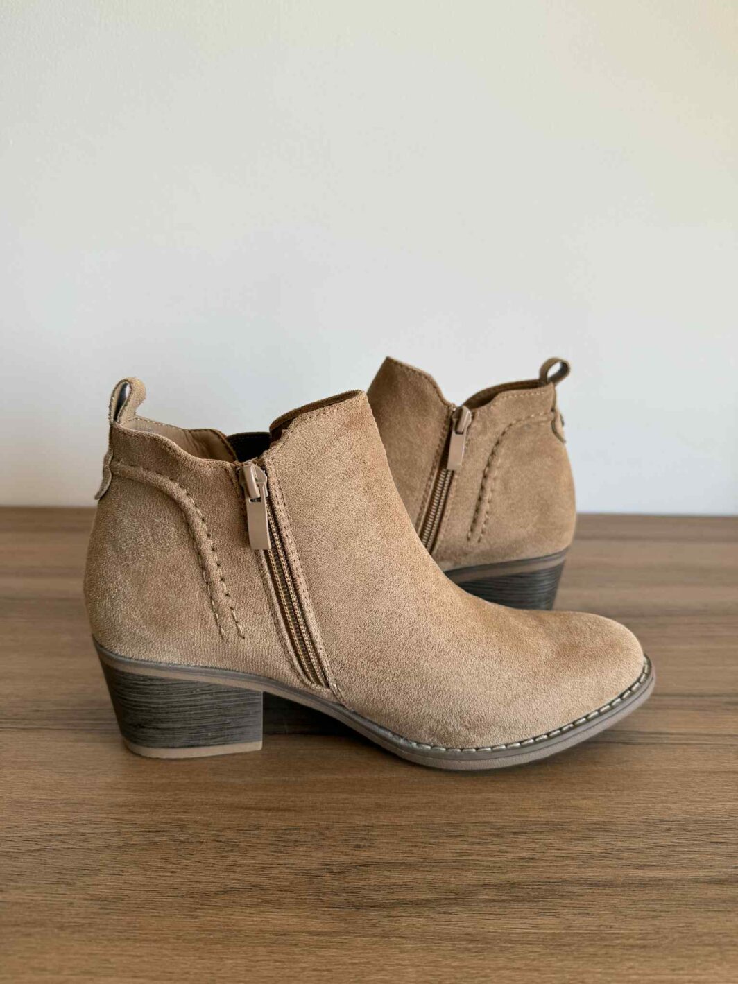 Botins Com Fecho e Elástico - Khaki
