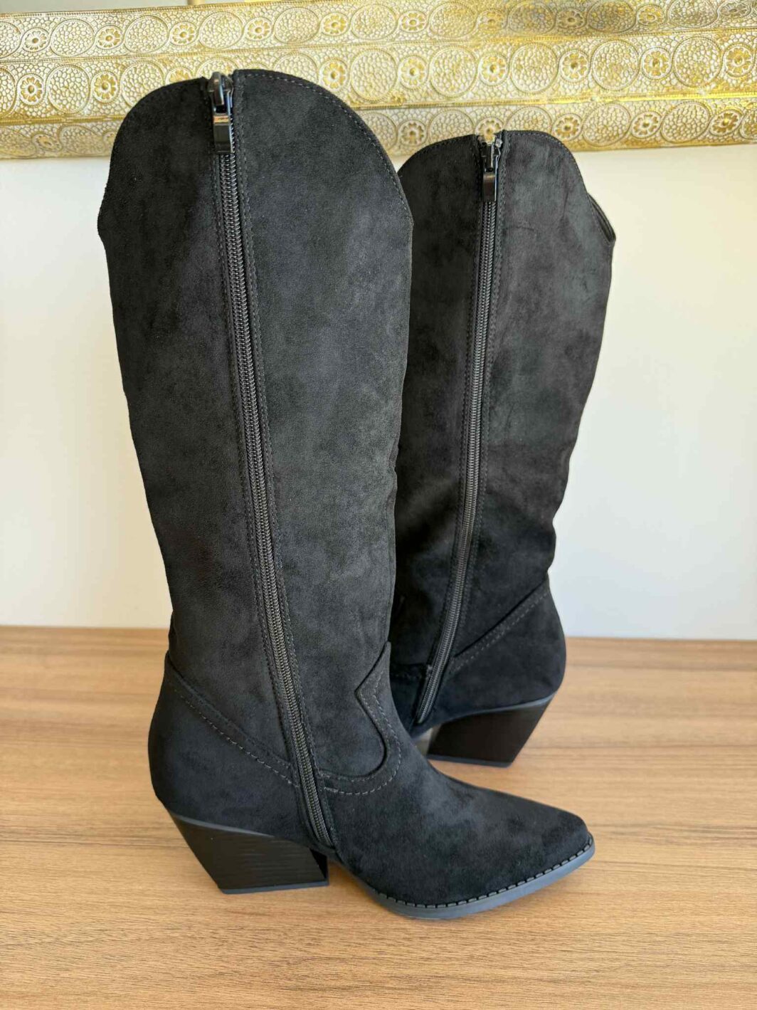Bota Cano Alto Franjinhas - Preto