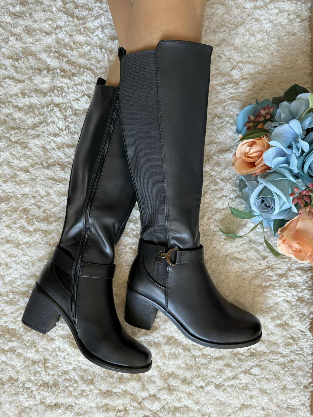 Bota Cano Alto com Elástico - Preto