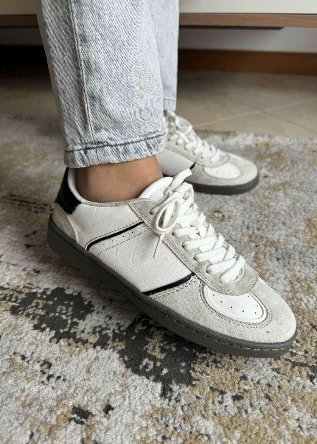 Sapatilha Corina Retro White