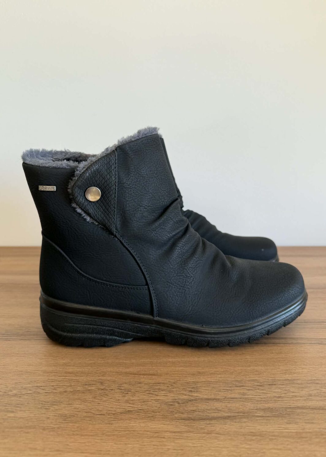 Bota Conforto - Preto