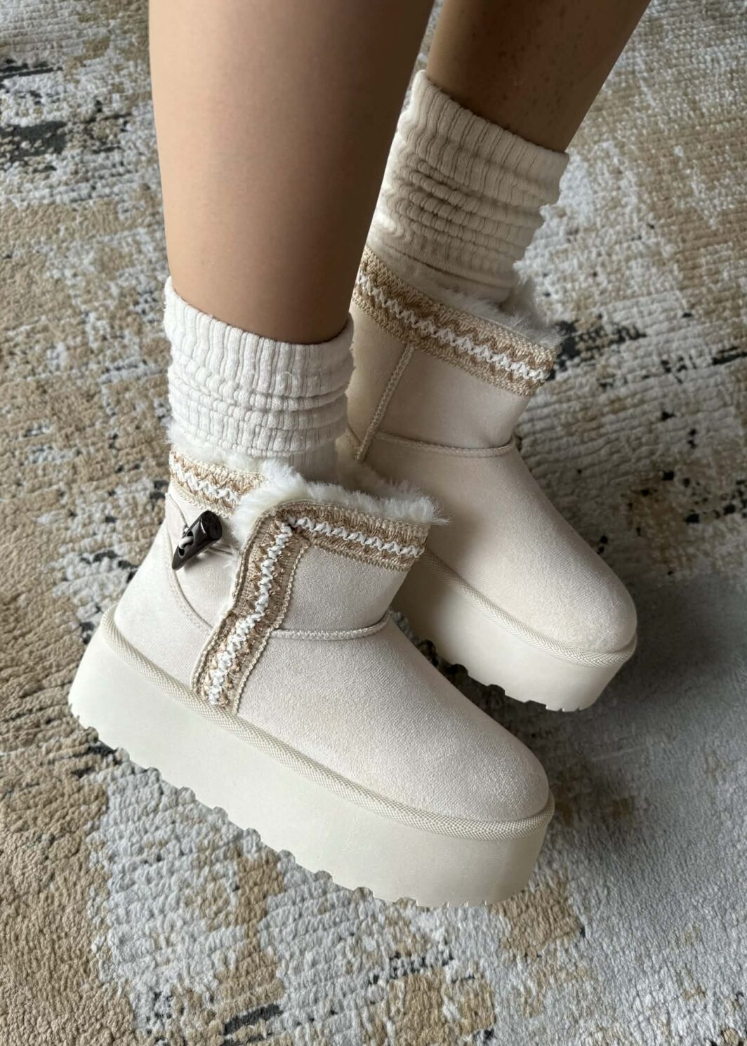 Bota Pantufa Plataforma - Bege