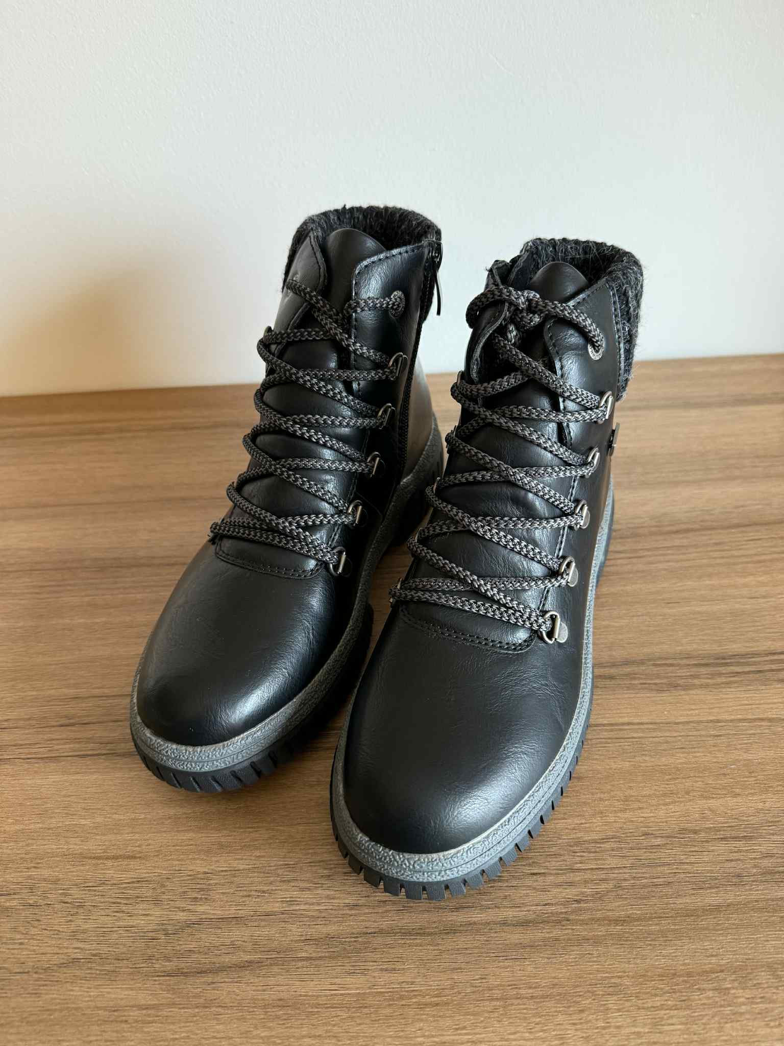 Bota Estilo Montanha Preto
