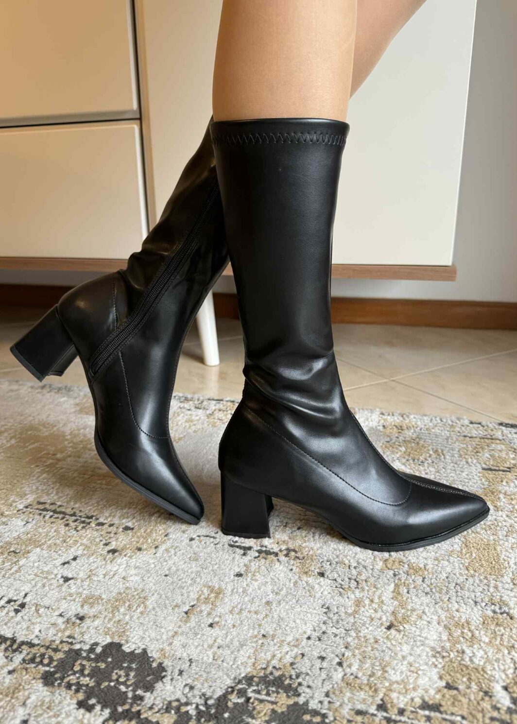 Bota Dangerous Woman