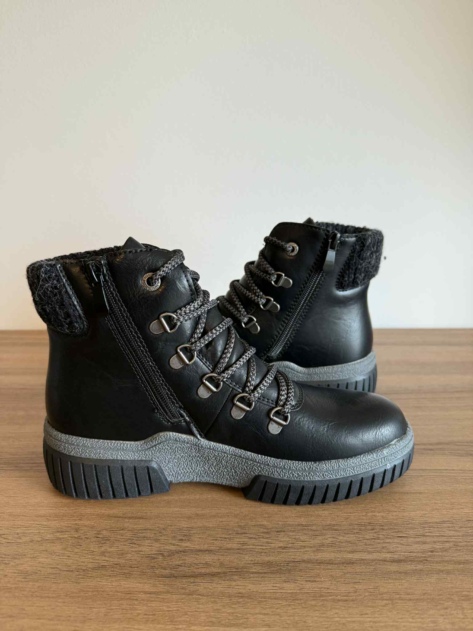 Bota Estilo Montanha Preto
