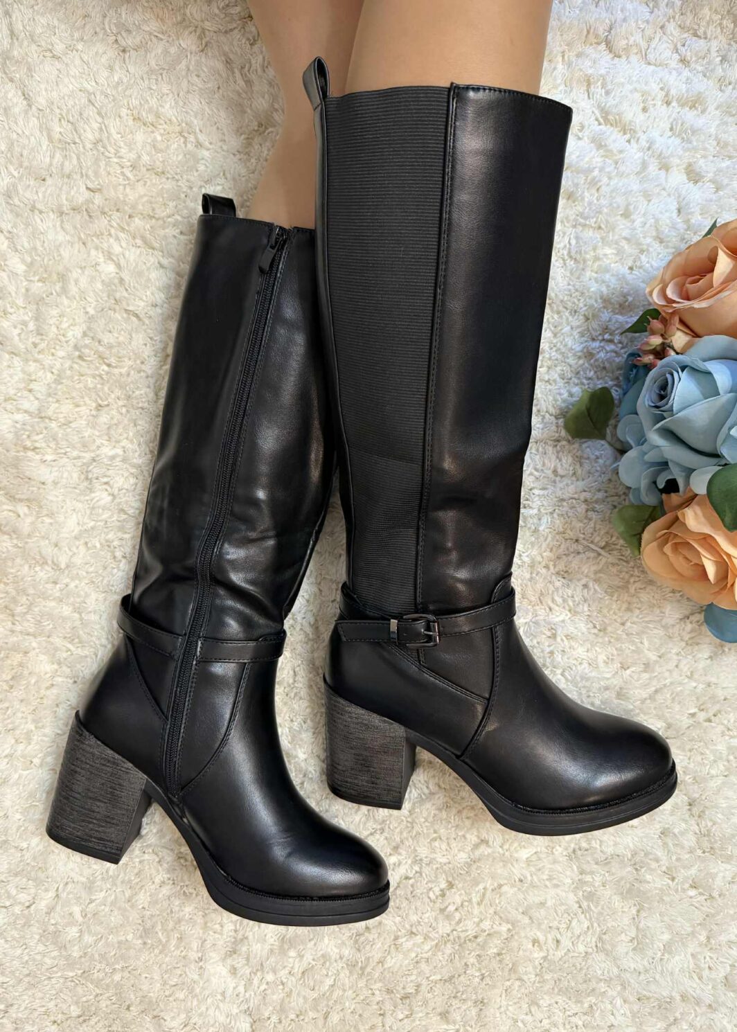 Bota Cano Alto com Elástico - Preto