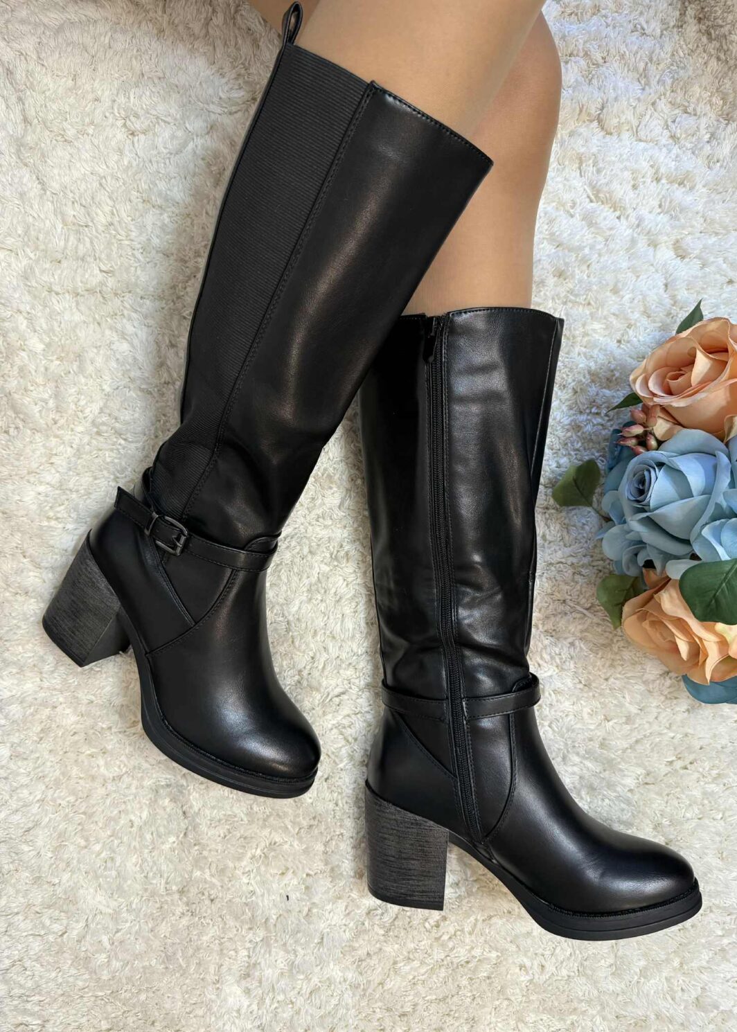 Bota Cano Alto com Elástico - Preto