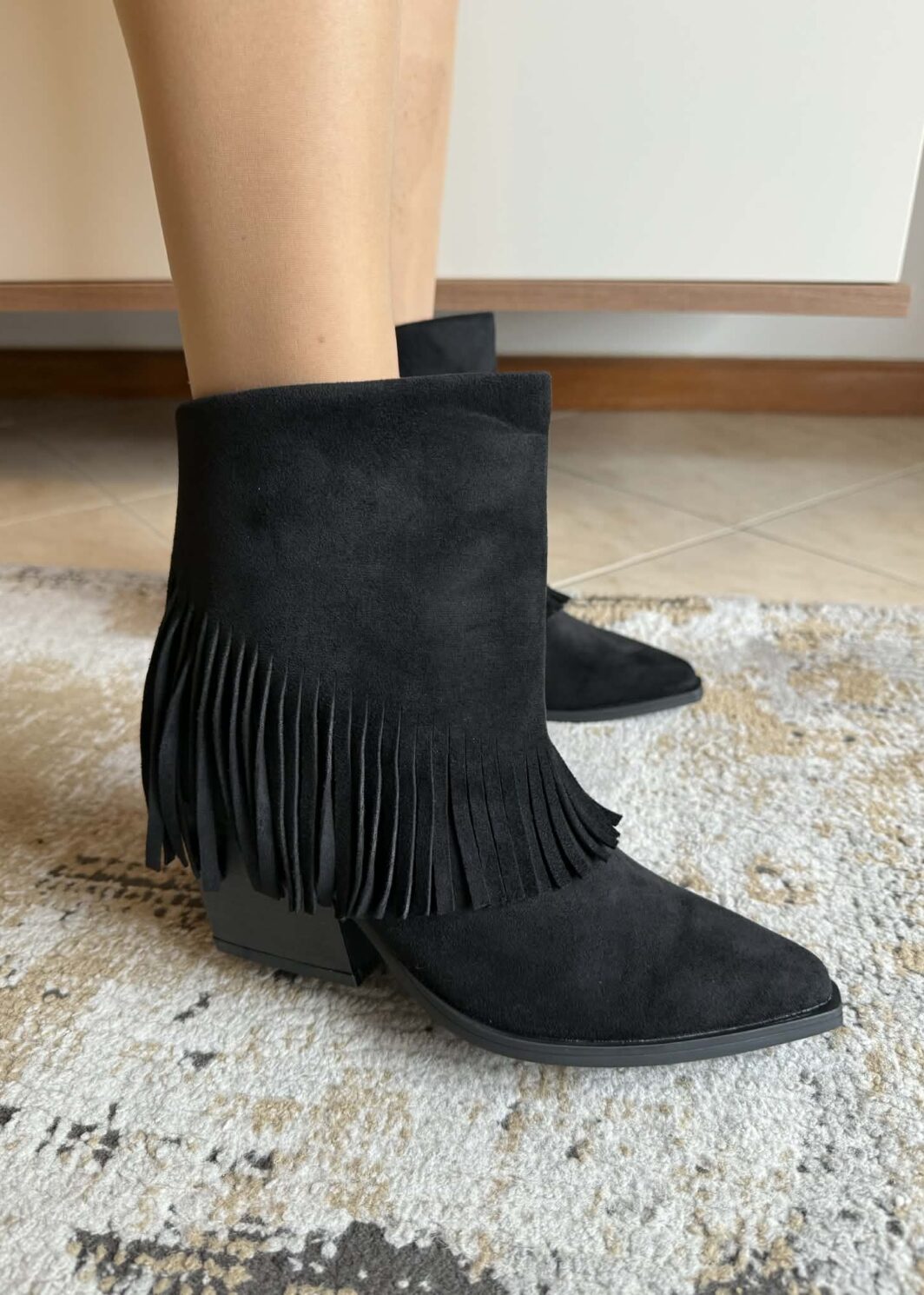 Botim texana franjinhas - Preto