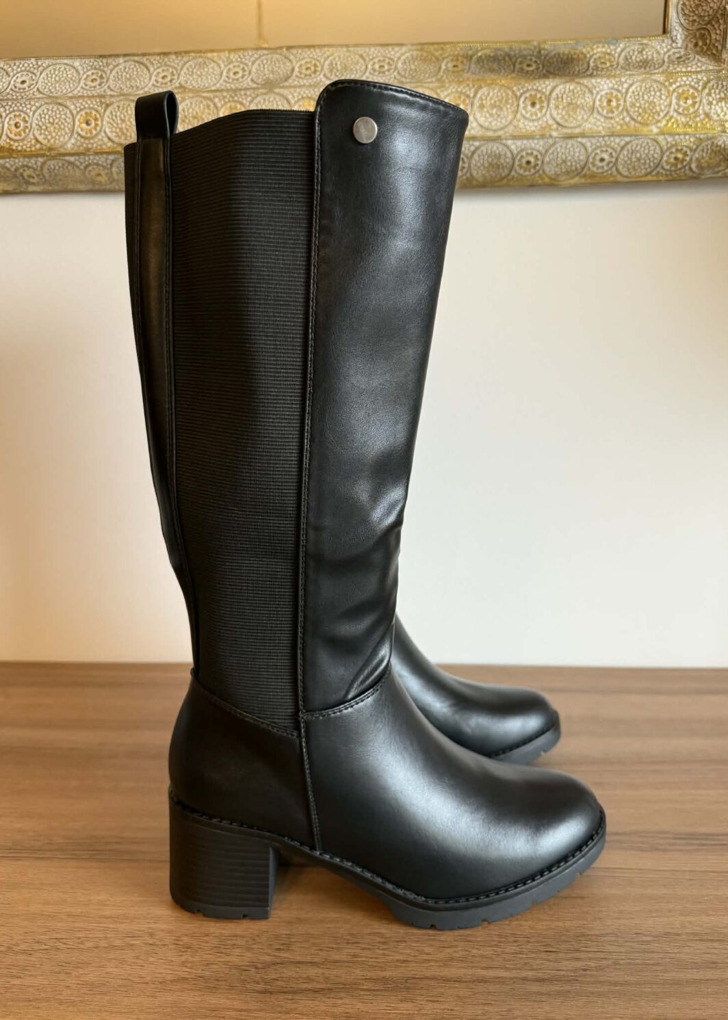 Bota Cano Alto Tacão 6cm