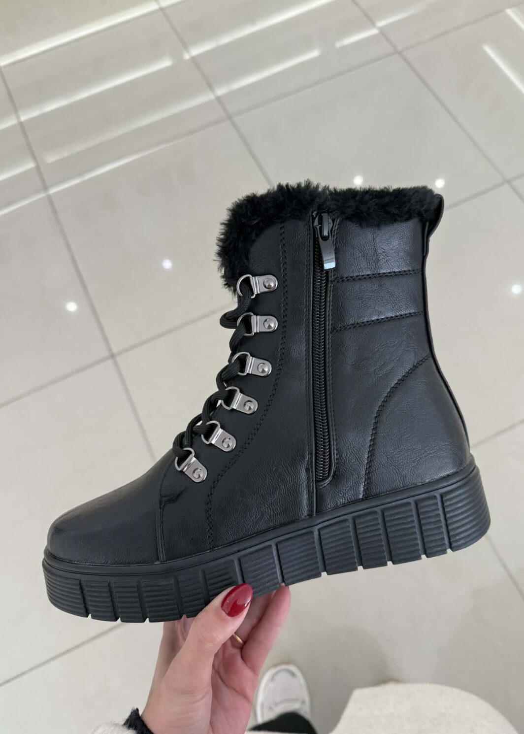 Bota Militar com pelinho - preto