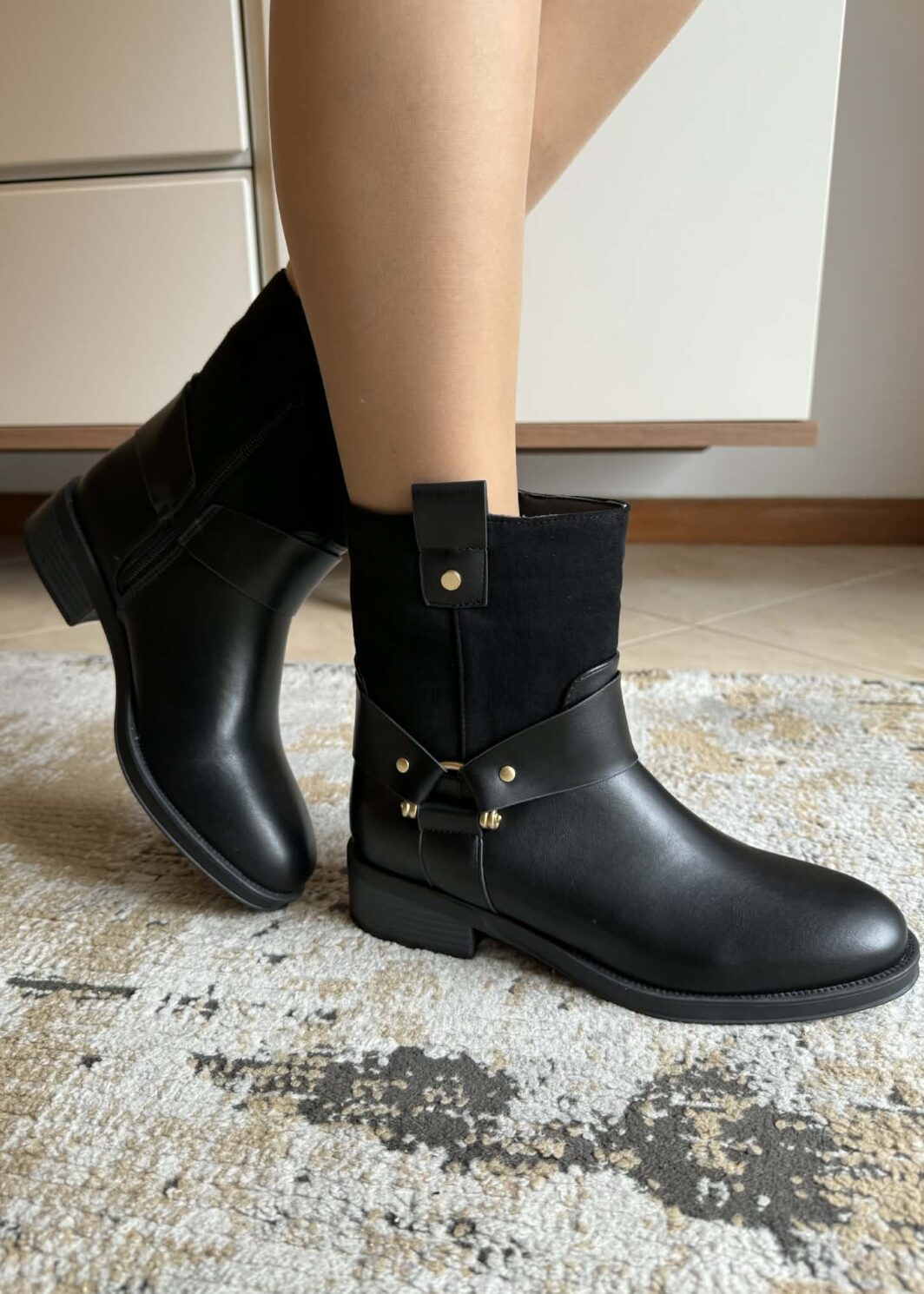 Bota à Cavaleiro Cano Baixo