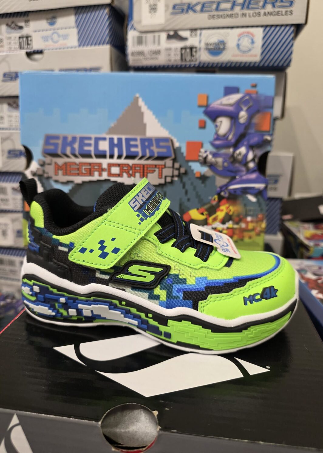 Skechers Mega-Craft 4K