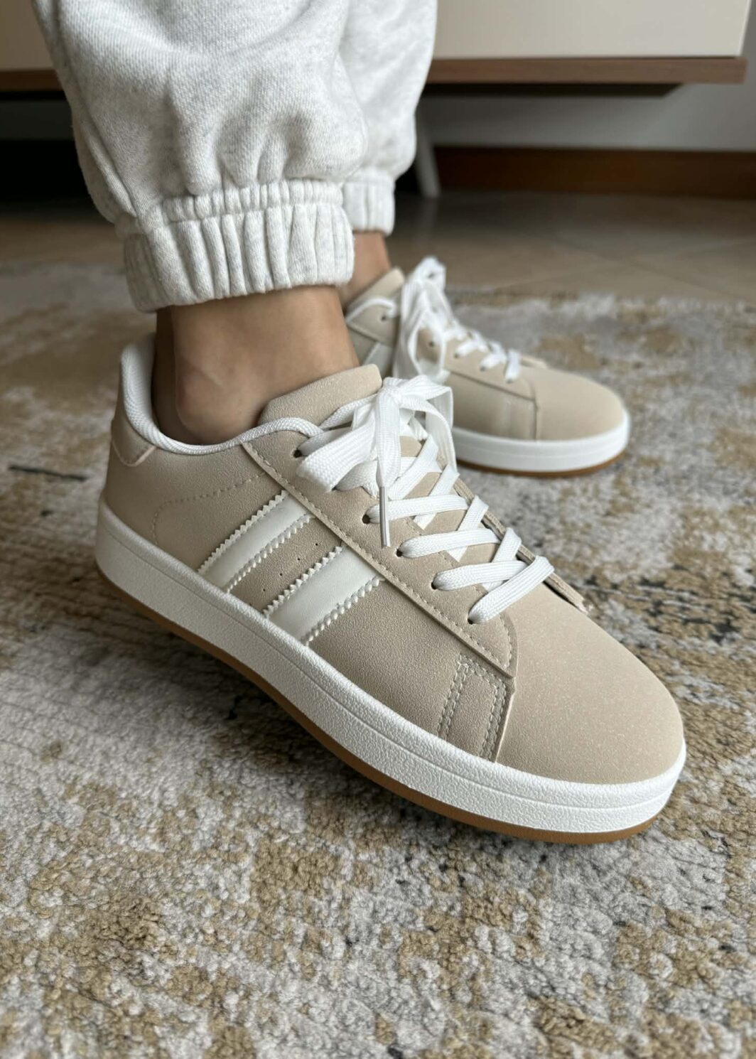 Sapatilha Riscas Alpha - Bege