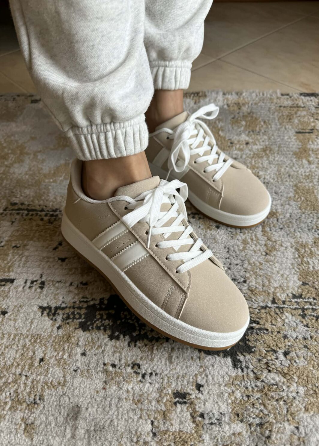 Sapatilha Riscas Alpha - Bege