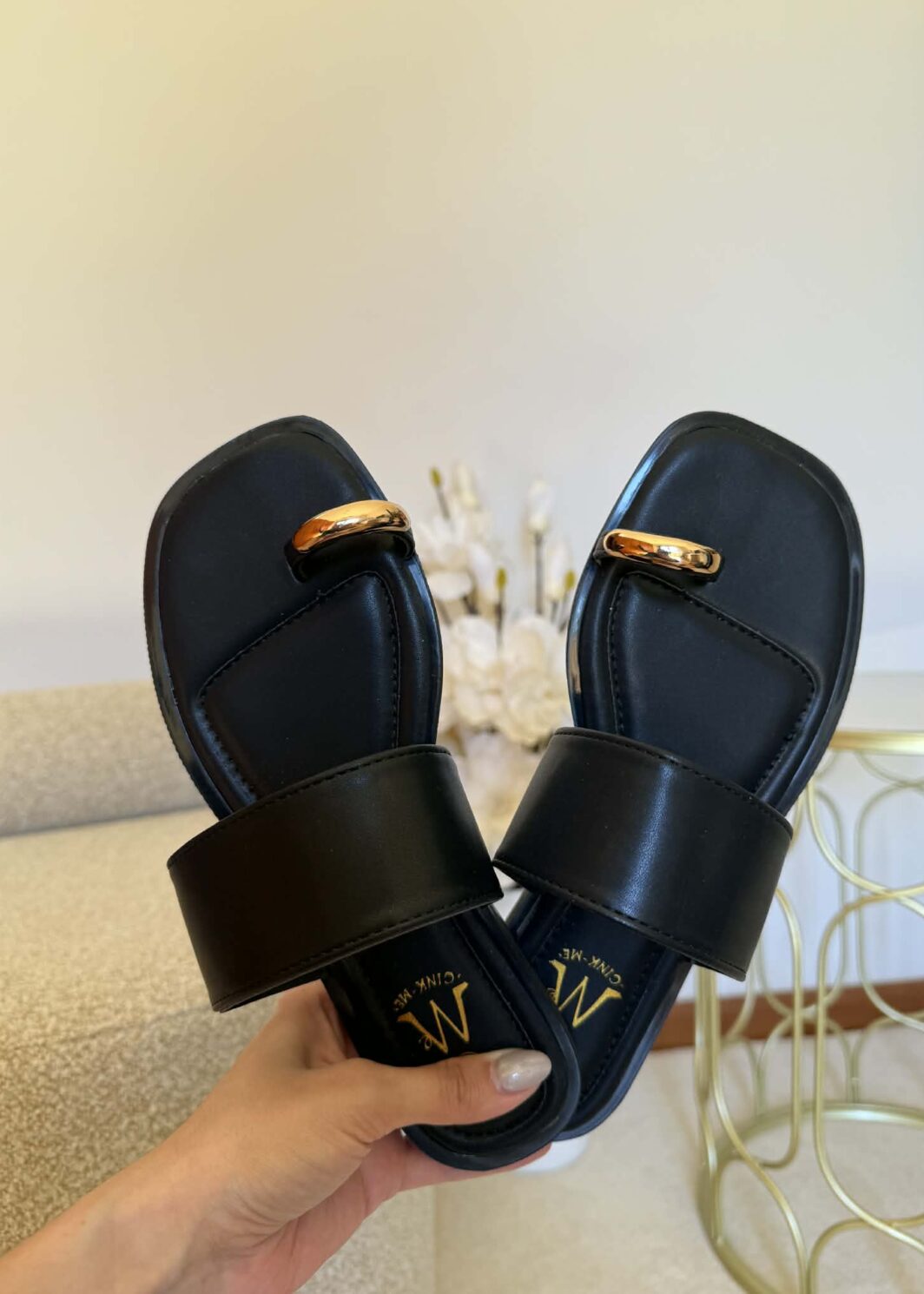 Chinelo Efeito Anel - Preto