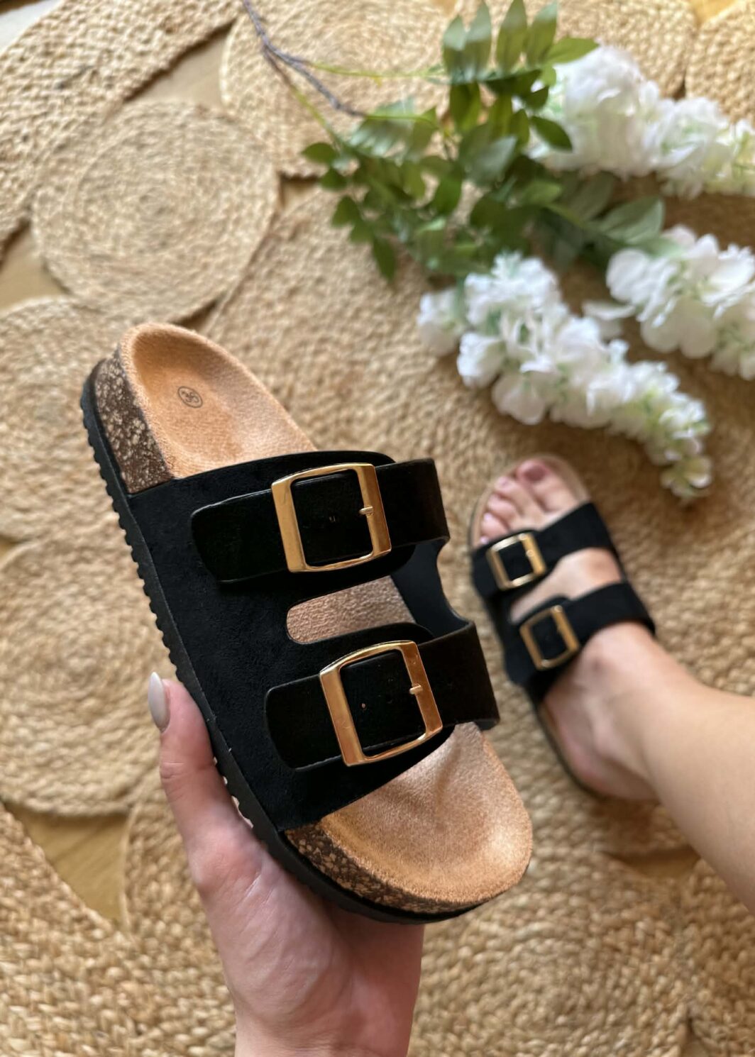 Chinelo Fivelas Ajustáveis - Preto