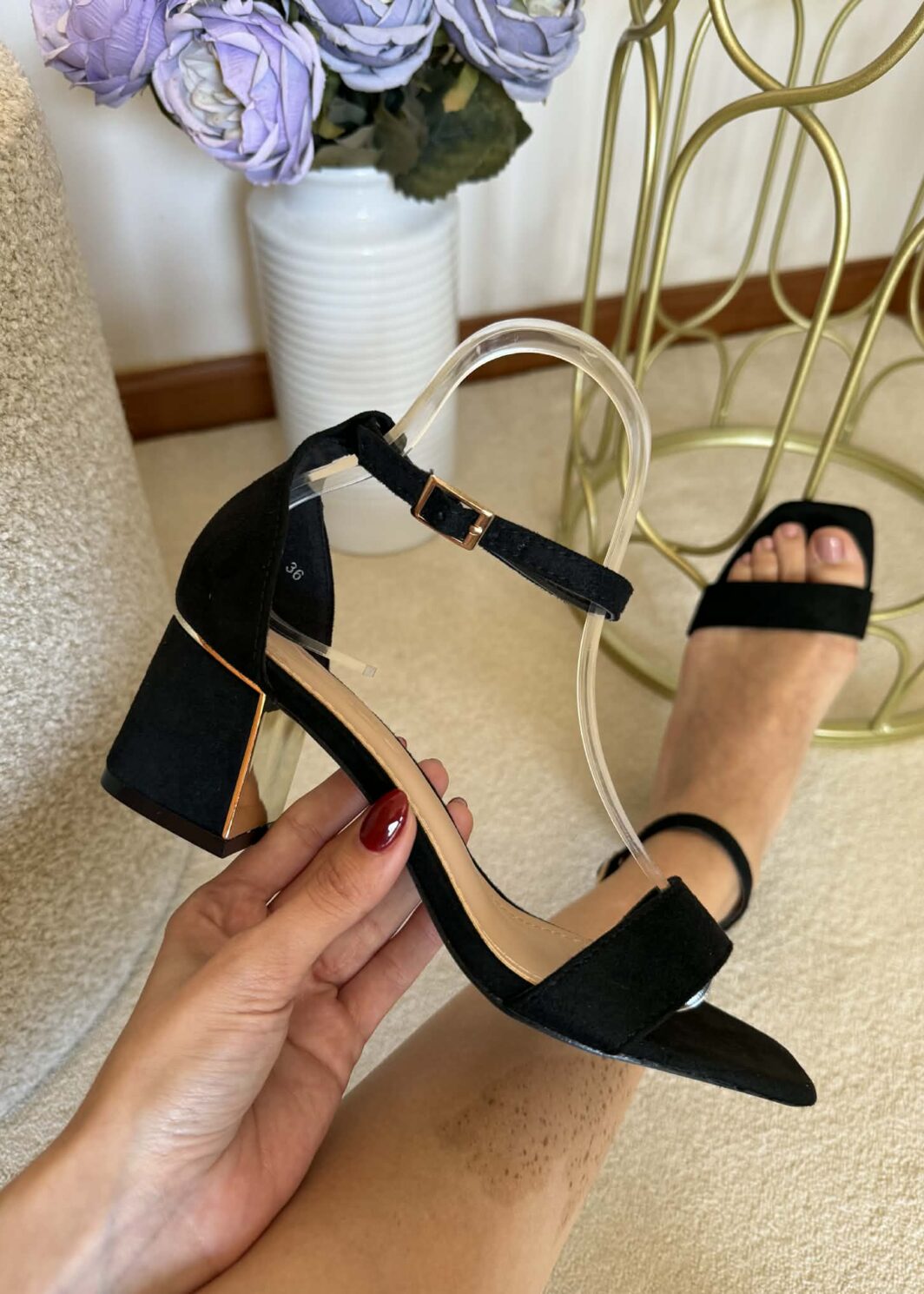 Sandália Elegante Preta