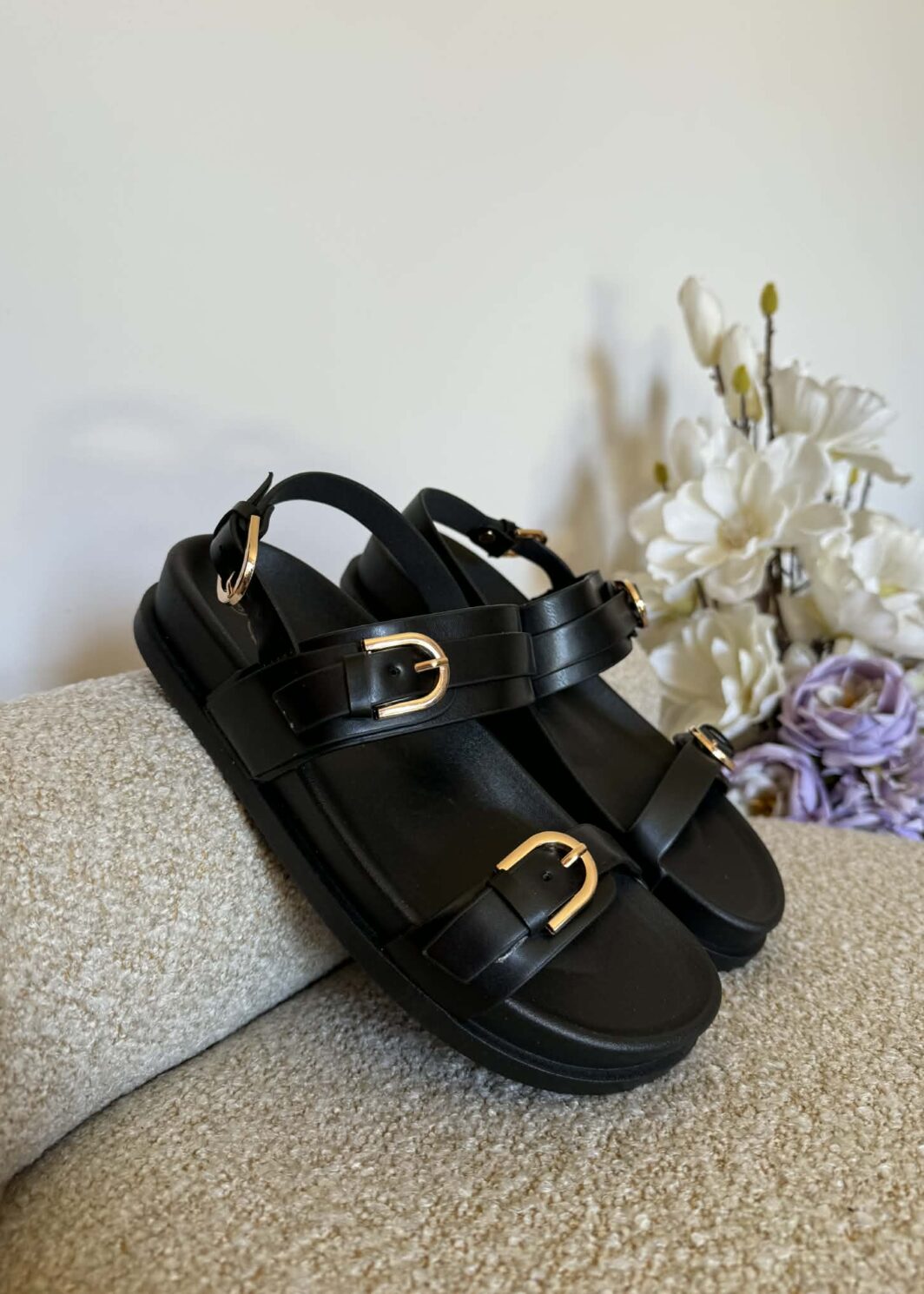 Sandália Buckles - Preto