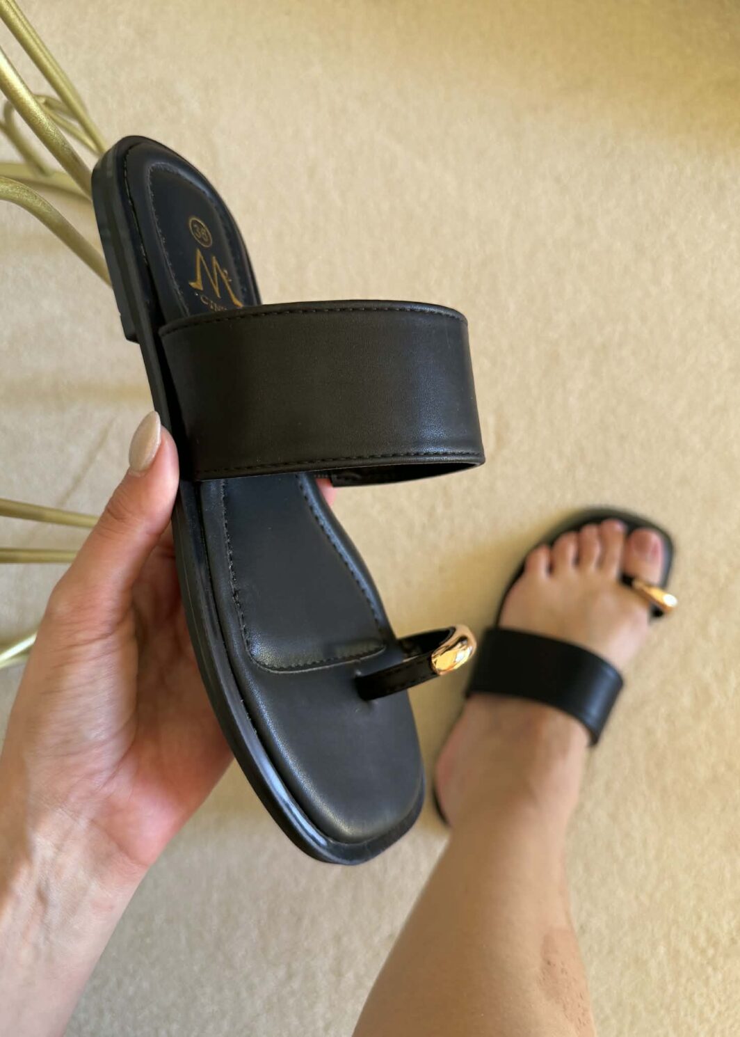 Chinelo Efeito Anel - Preto