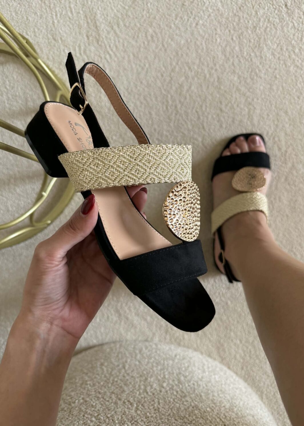Sandália Design Elegante - Preto