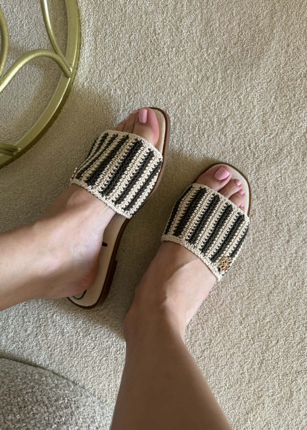 Chinelo Raso Crochet - Verde