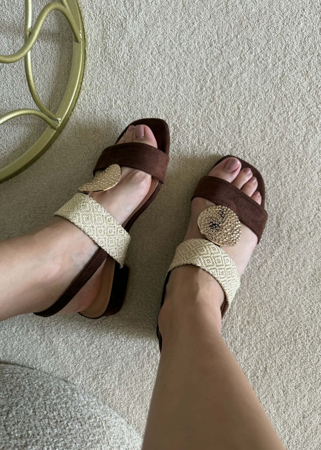 Sandália Design Elegante - Castanho