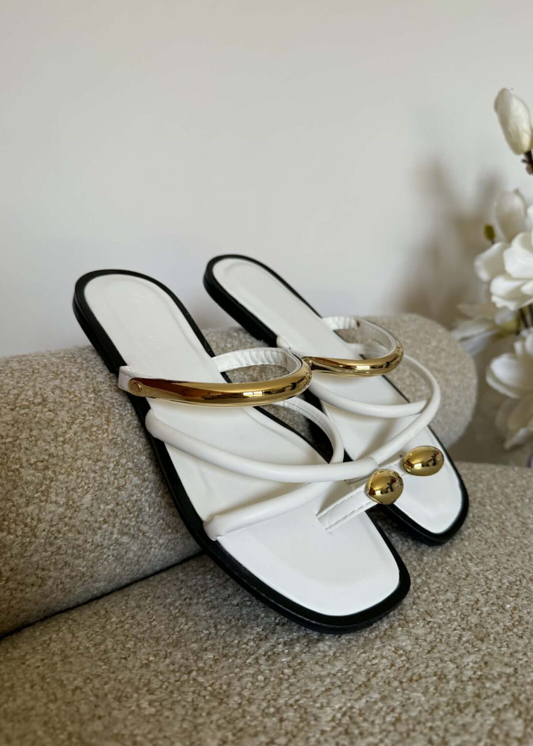 Chinelo Gold Details - Branco