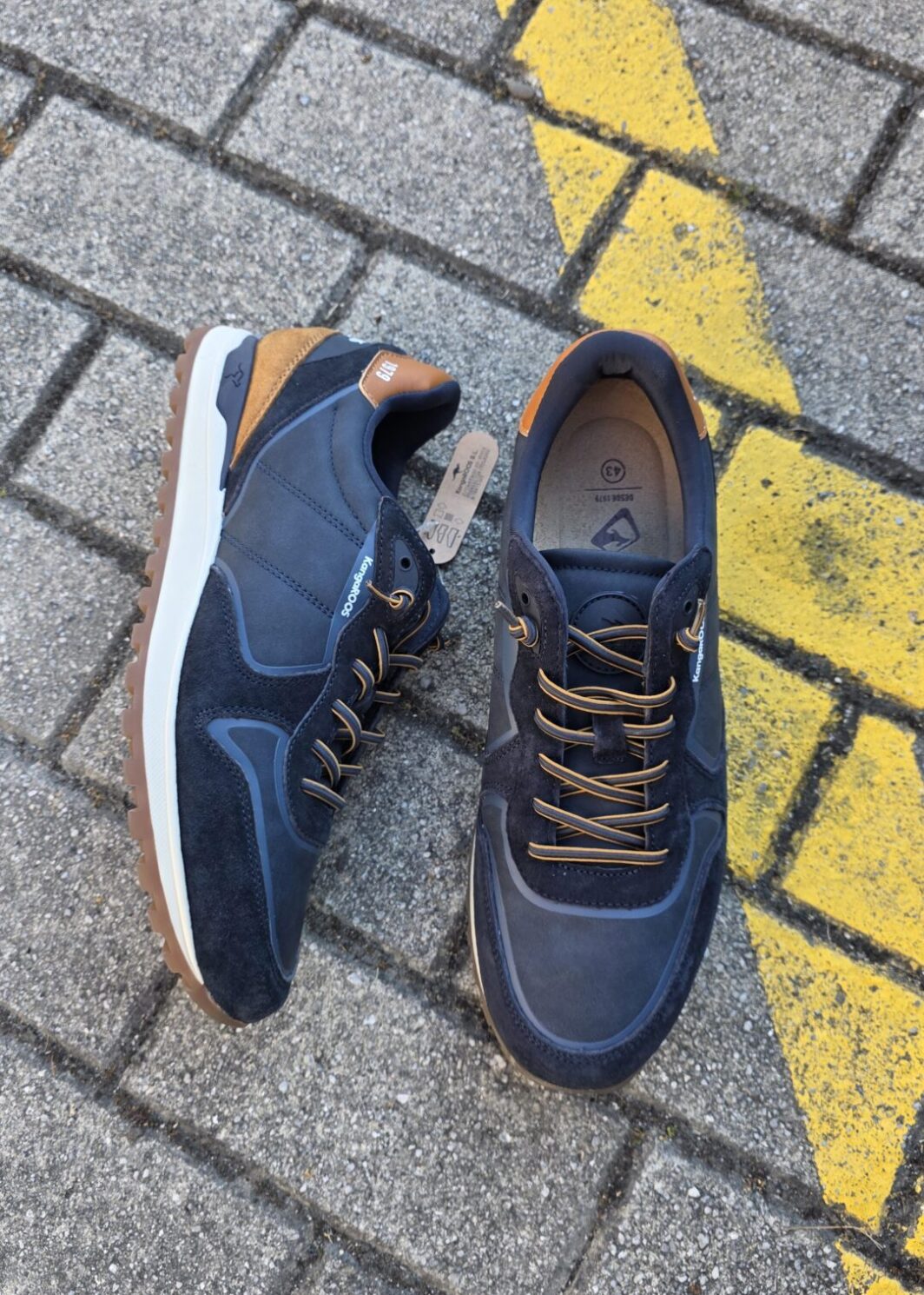 Sapatilha Kangaroos 647-4