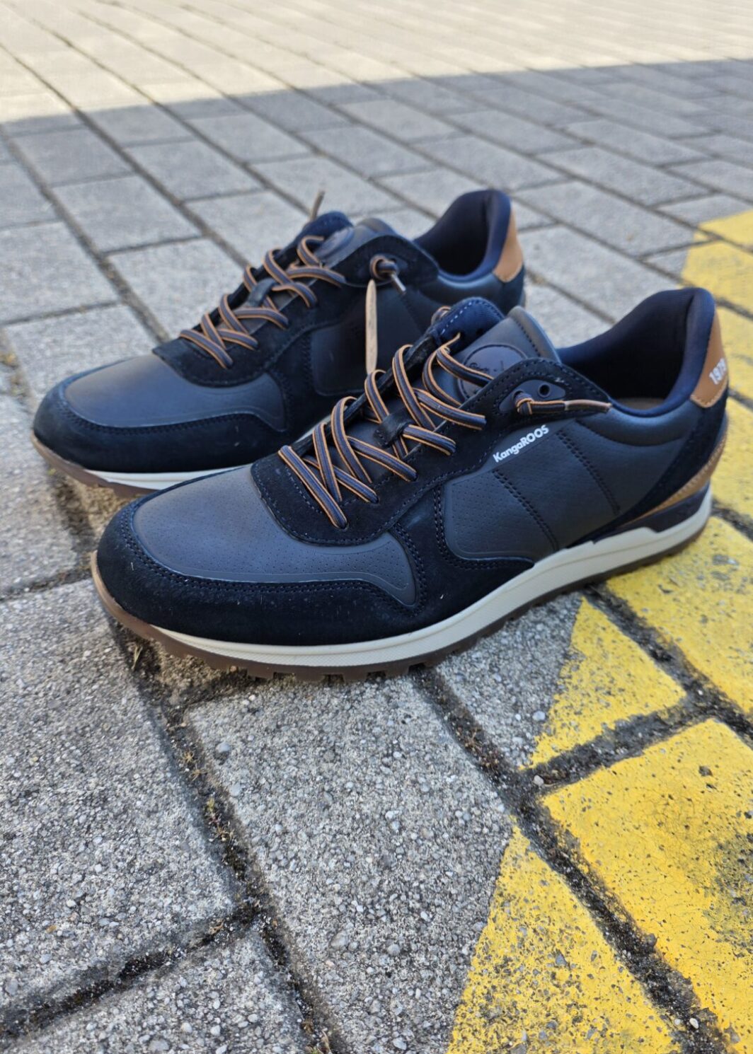 Sapatilha Kangaroos 1045-4