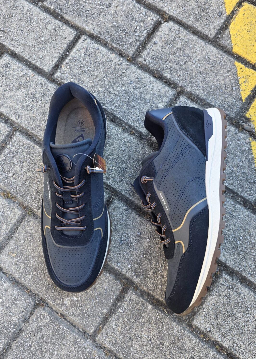 Sapatilha Kangaroos 841-4