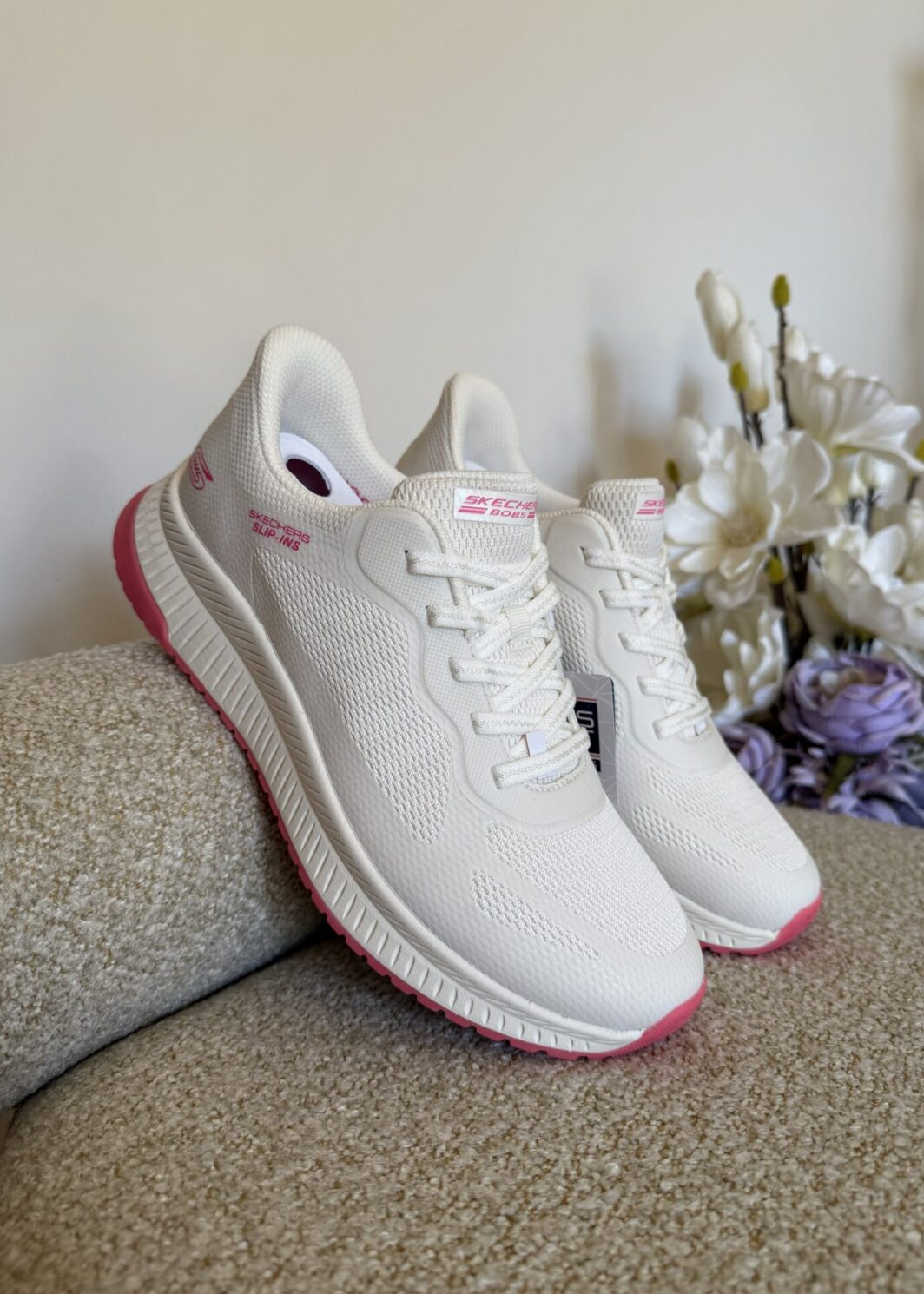 Skechers Slip-ins: BOBS Squad 4 - Staple Look