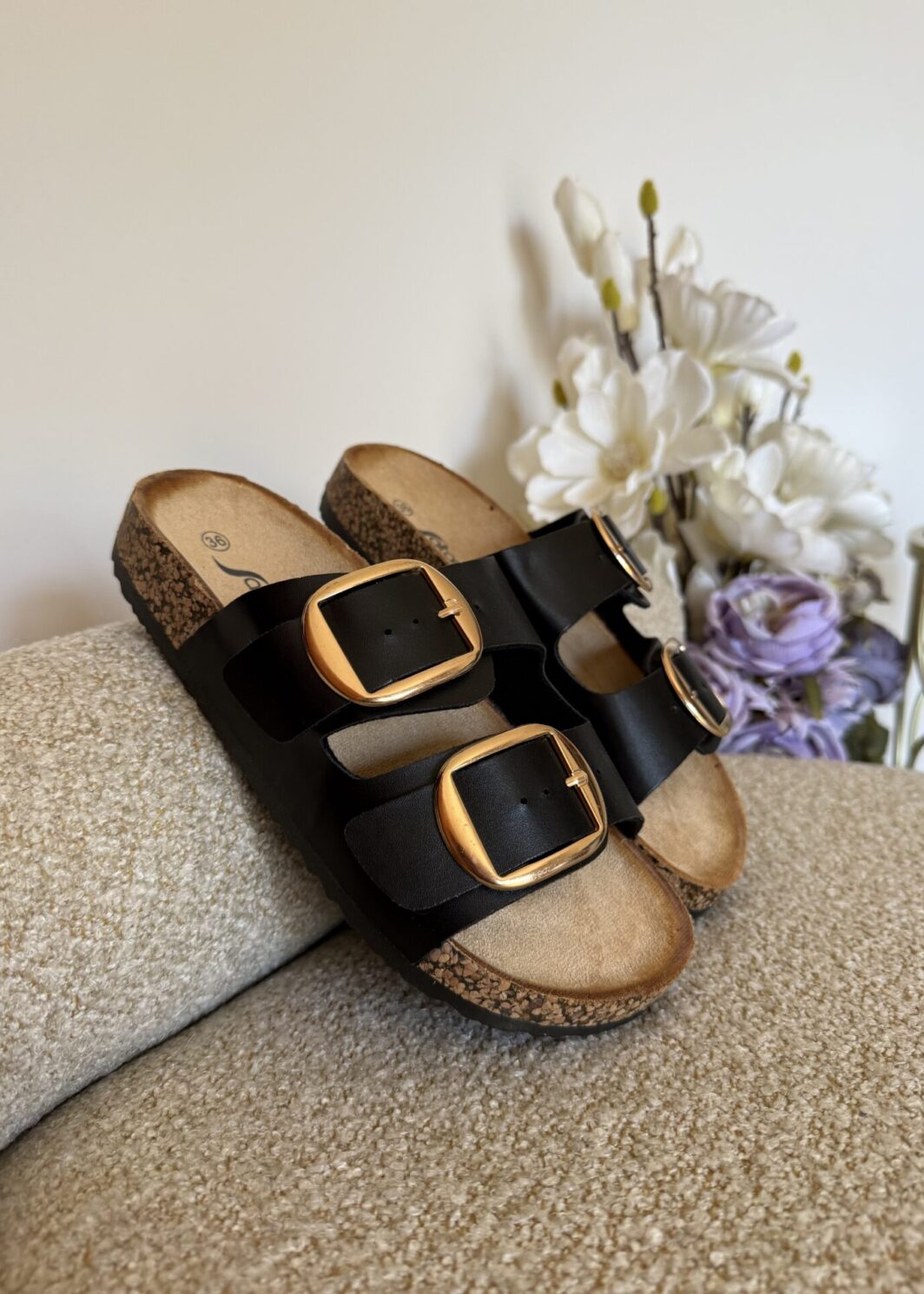 Chinelo Anatómico Fivelas - Preto