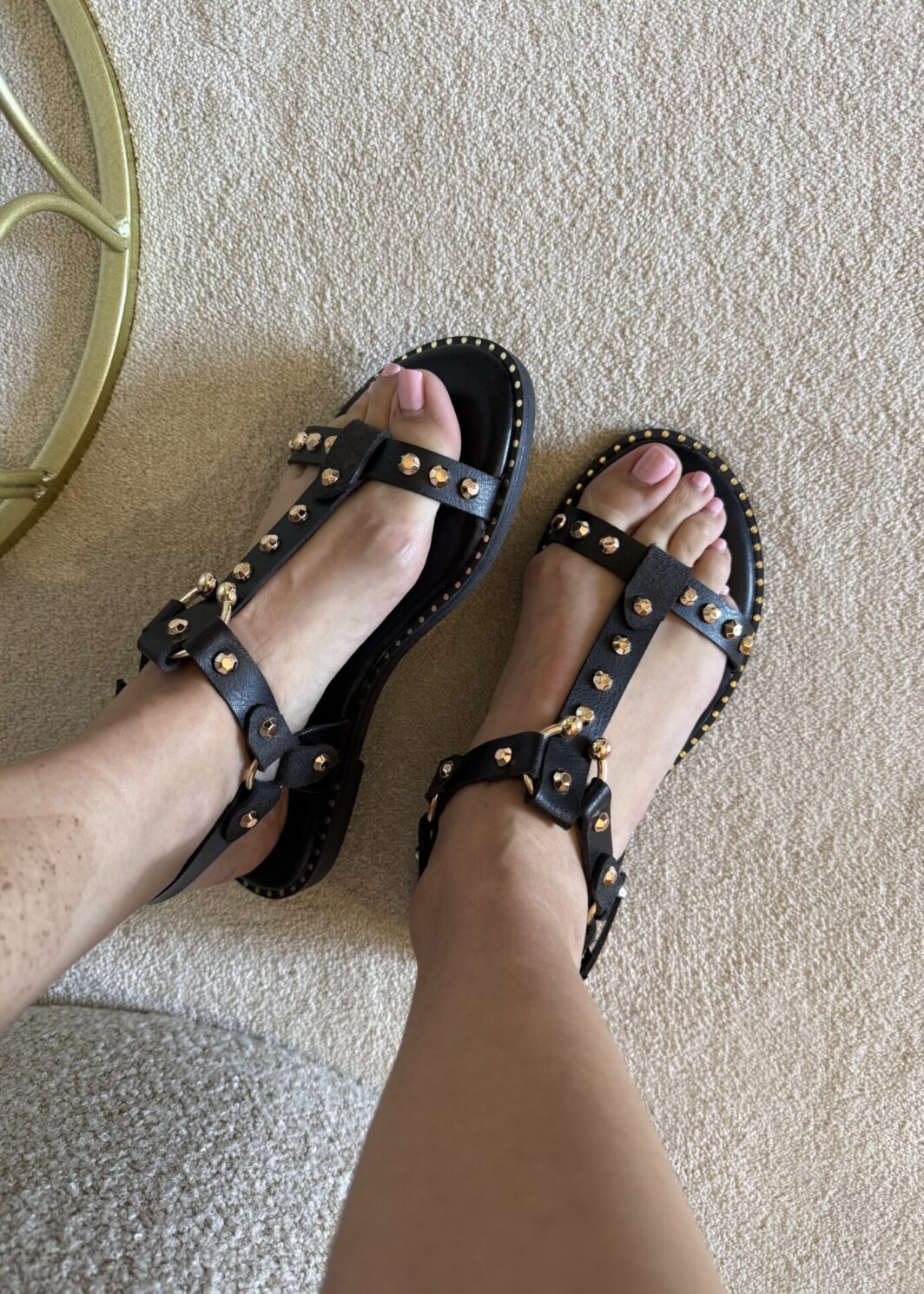 Sandália t-strap - Preto