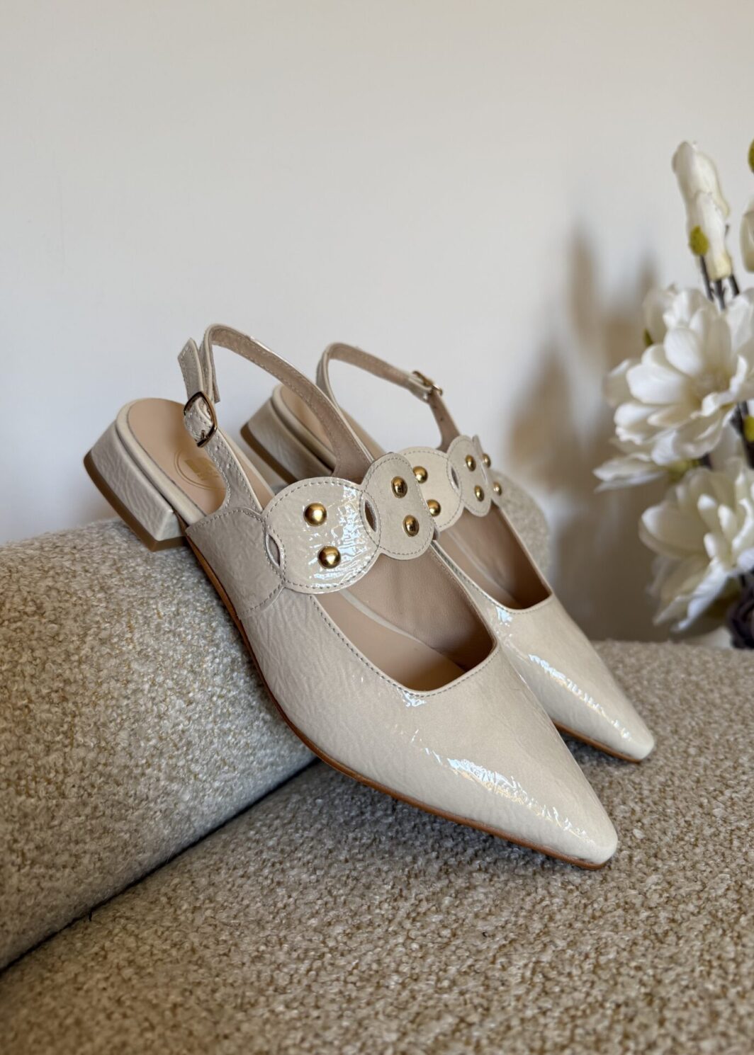 Slingback Innovation em Pele - Bege