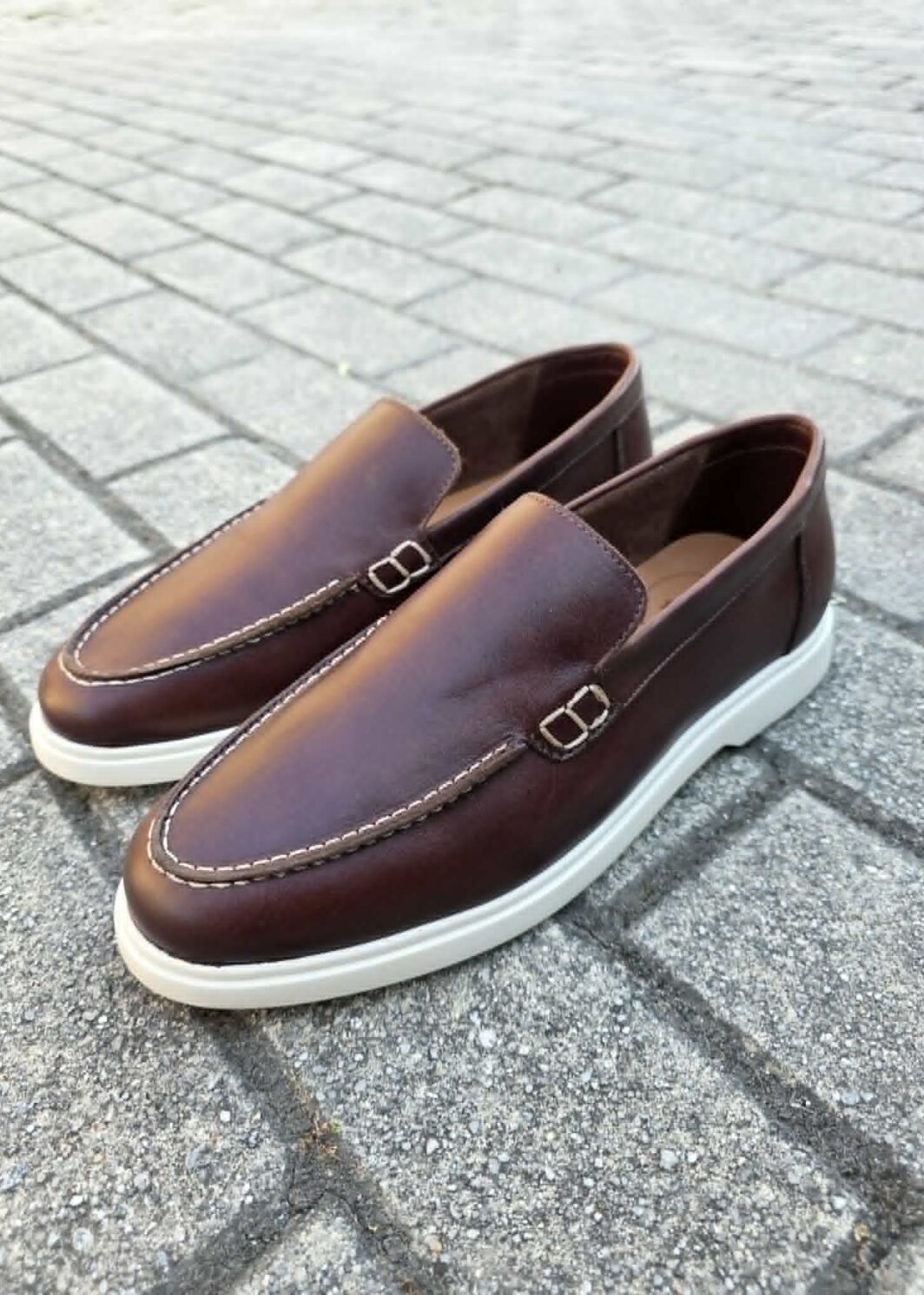Sapato mocassin Burgandi