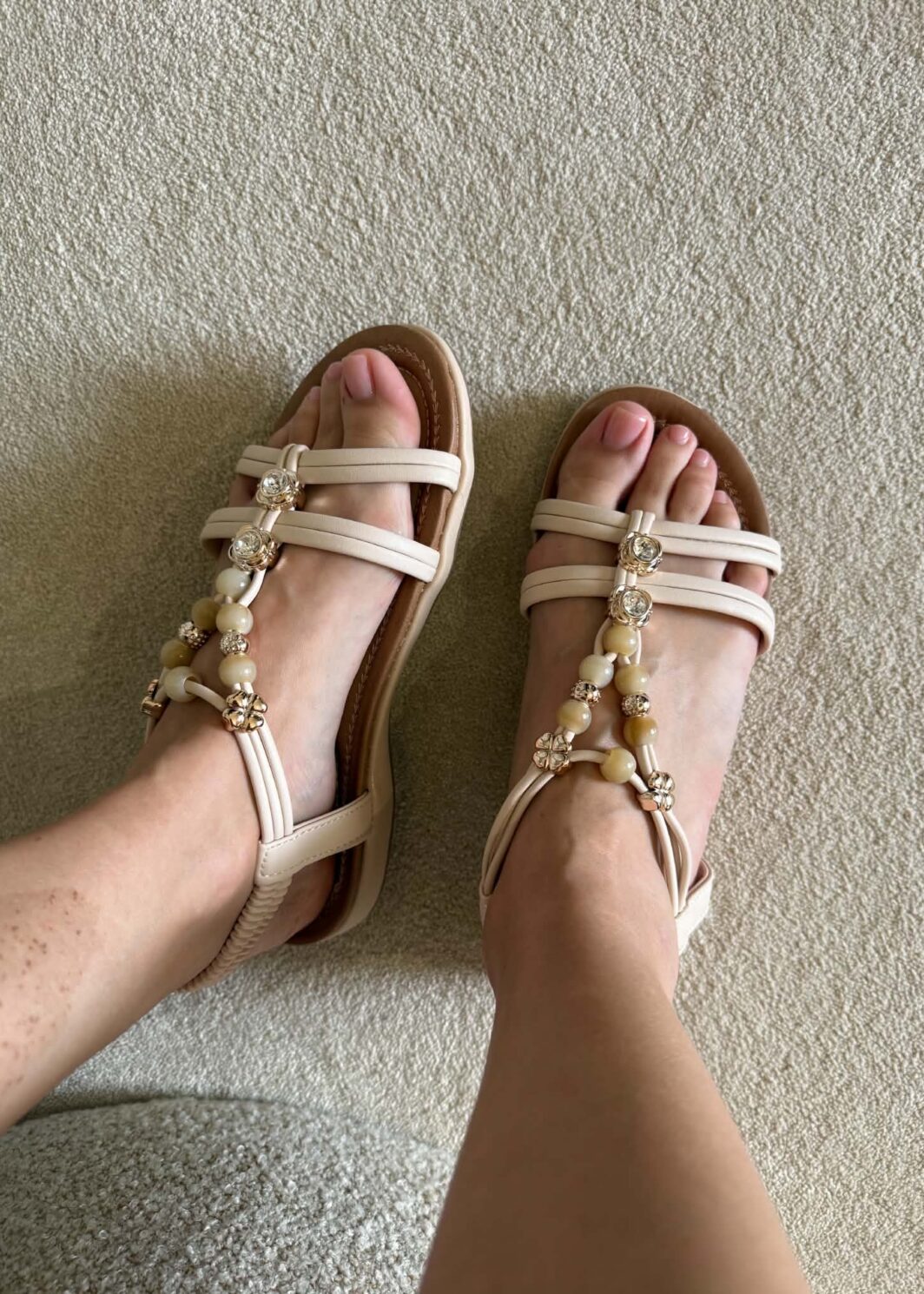Sandália Soft Missangas - Creme