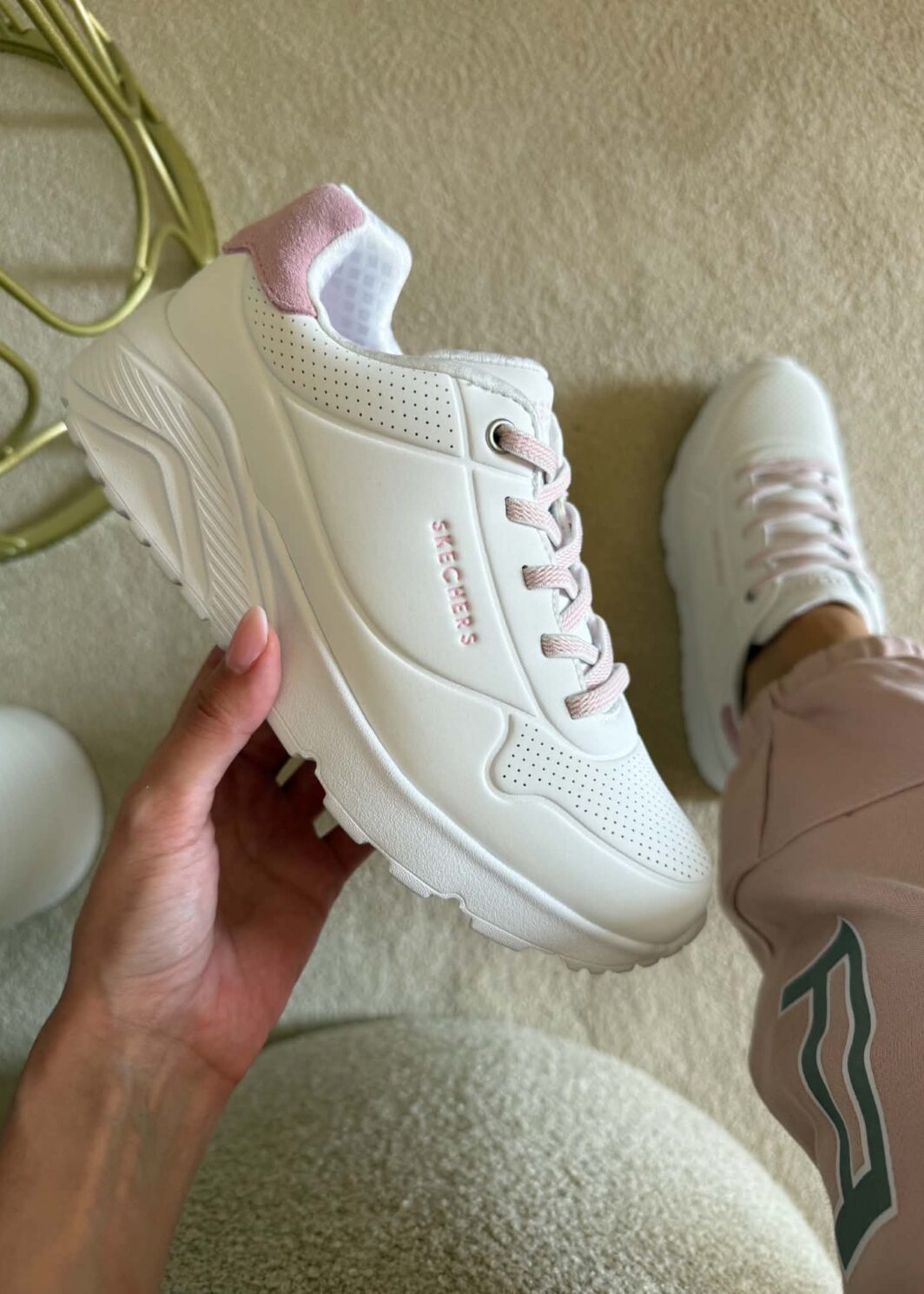 Skechers Uno Lite